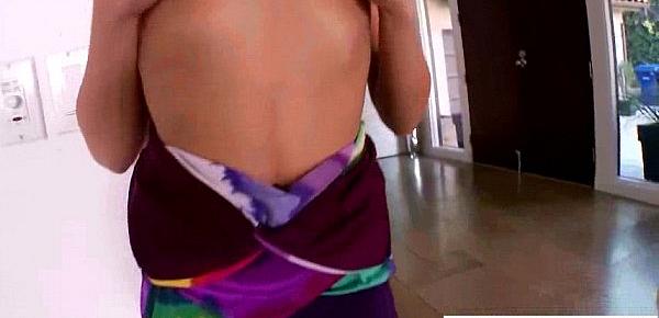  Lonely Girl Start Fill Her Holes With Crazy Things video-24